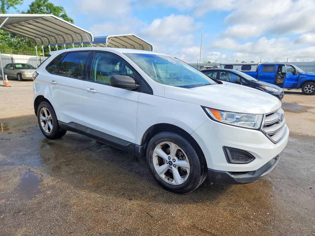 2017 FORD EDGE SE photo 4