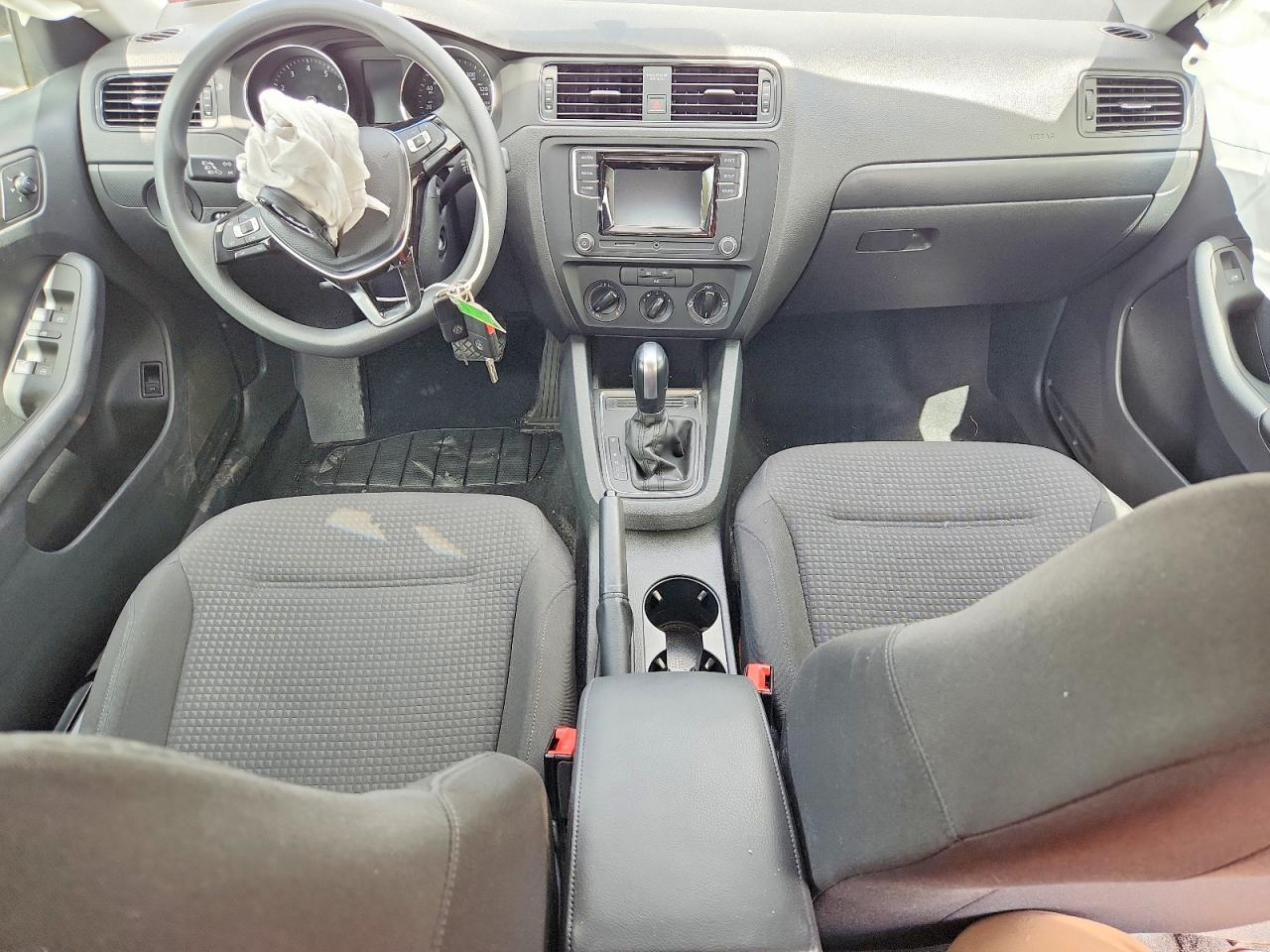 2016 VOLKSWAGEN JETTA S photo 15