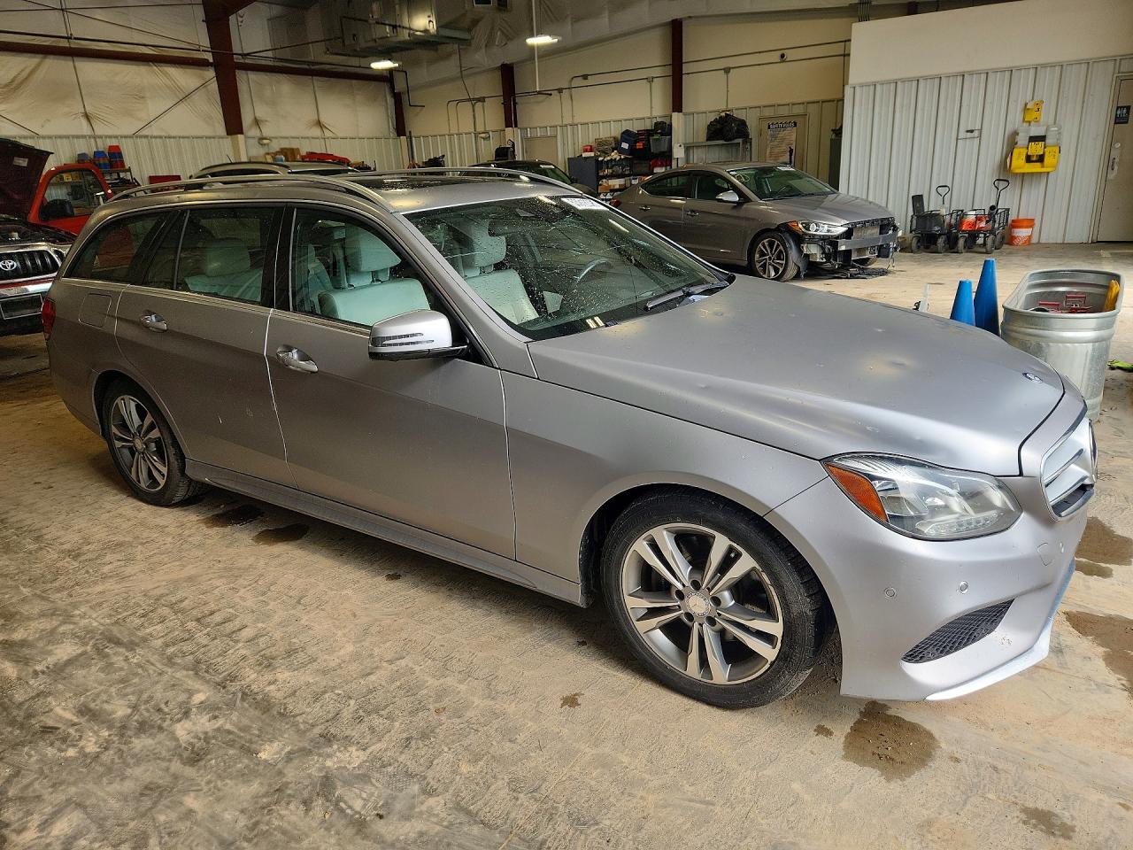 2014 MERCEDES-BENZ E 350 4MATIC WAGON photo 4
