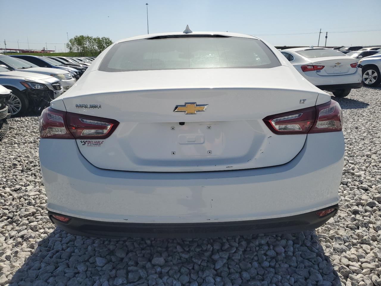 2020 CHEVROLET MALIBU LT photo 16
