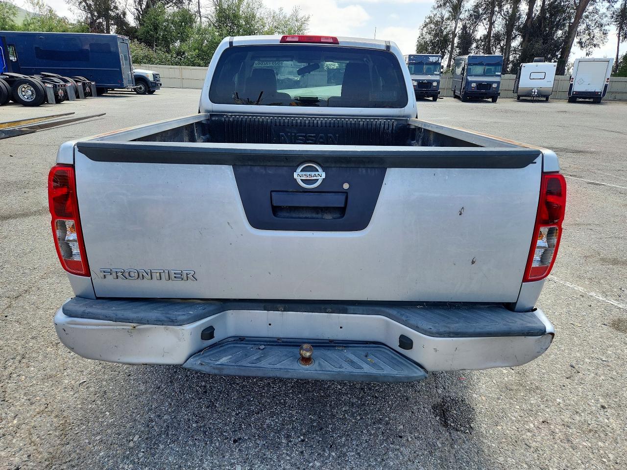 2019 NISSAN FRONTIER S photo 11