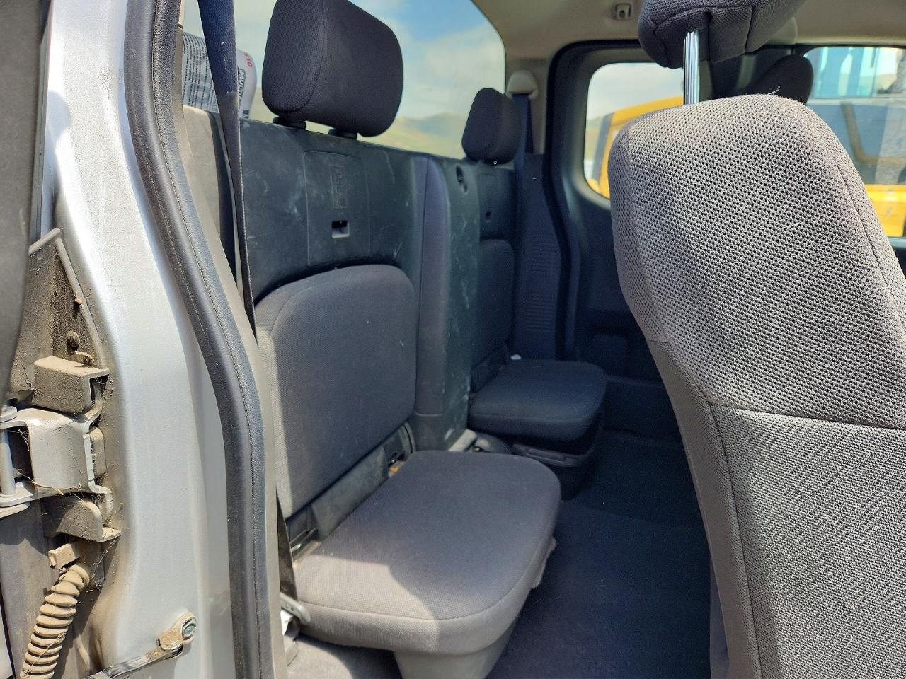 2019 NISSAN FRONTIER S photo 19