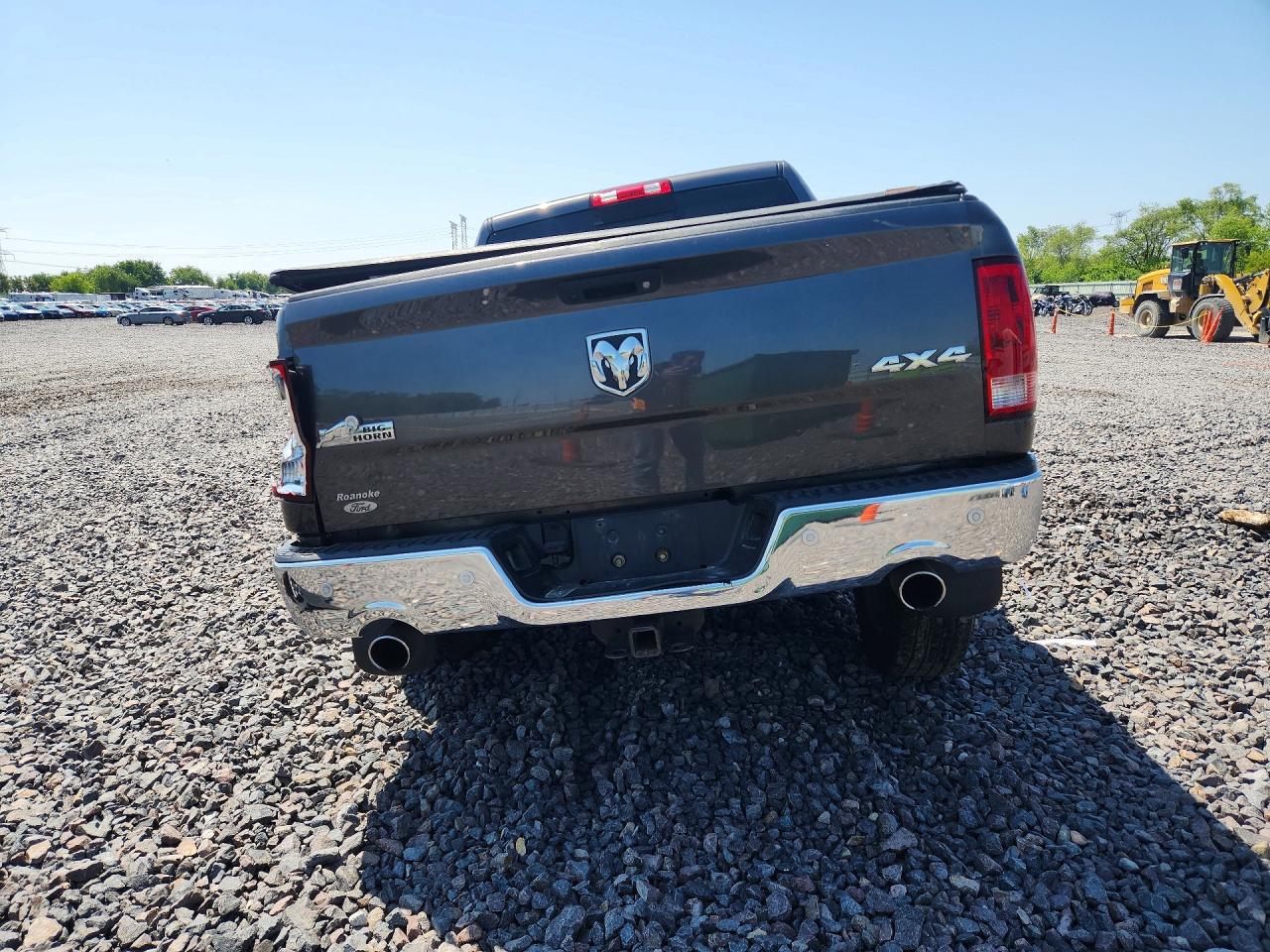 2017 RAM 1500 SLT photo 16