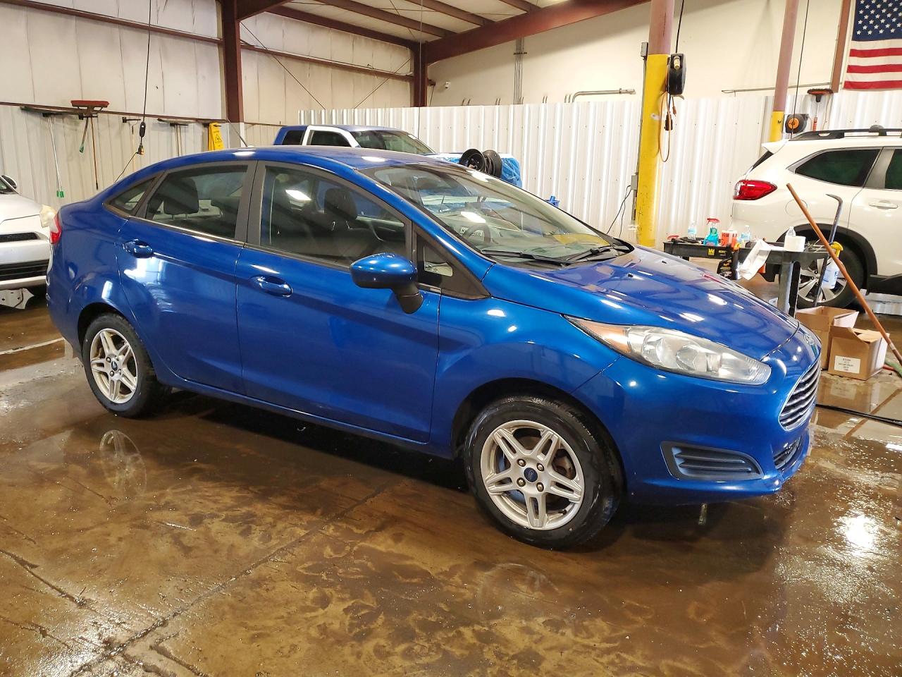 2018 FORD FIESTA SE photo 4