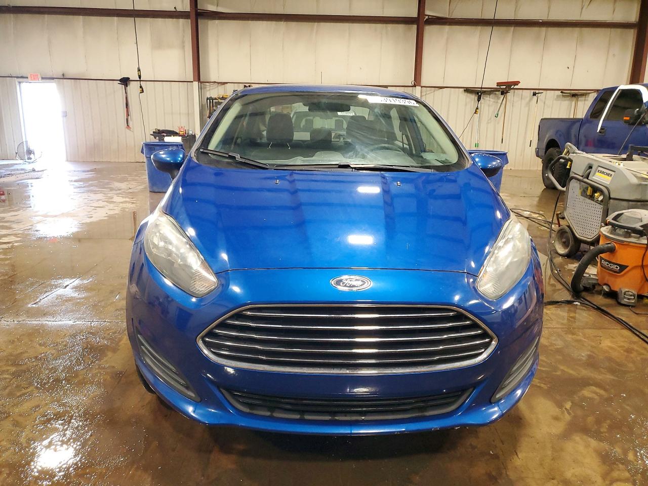 2018 FORD FIESTA SE photo 5