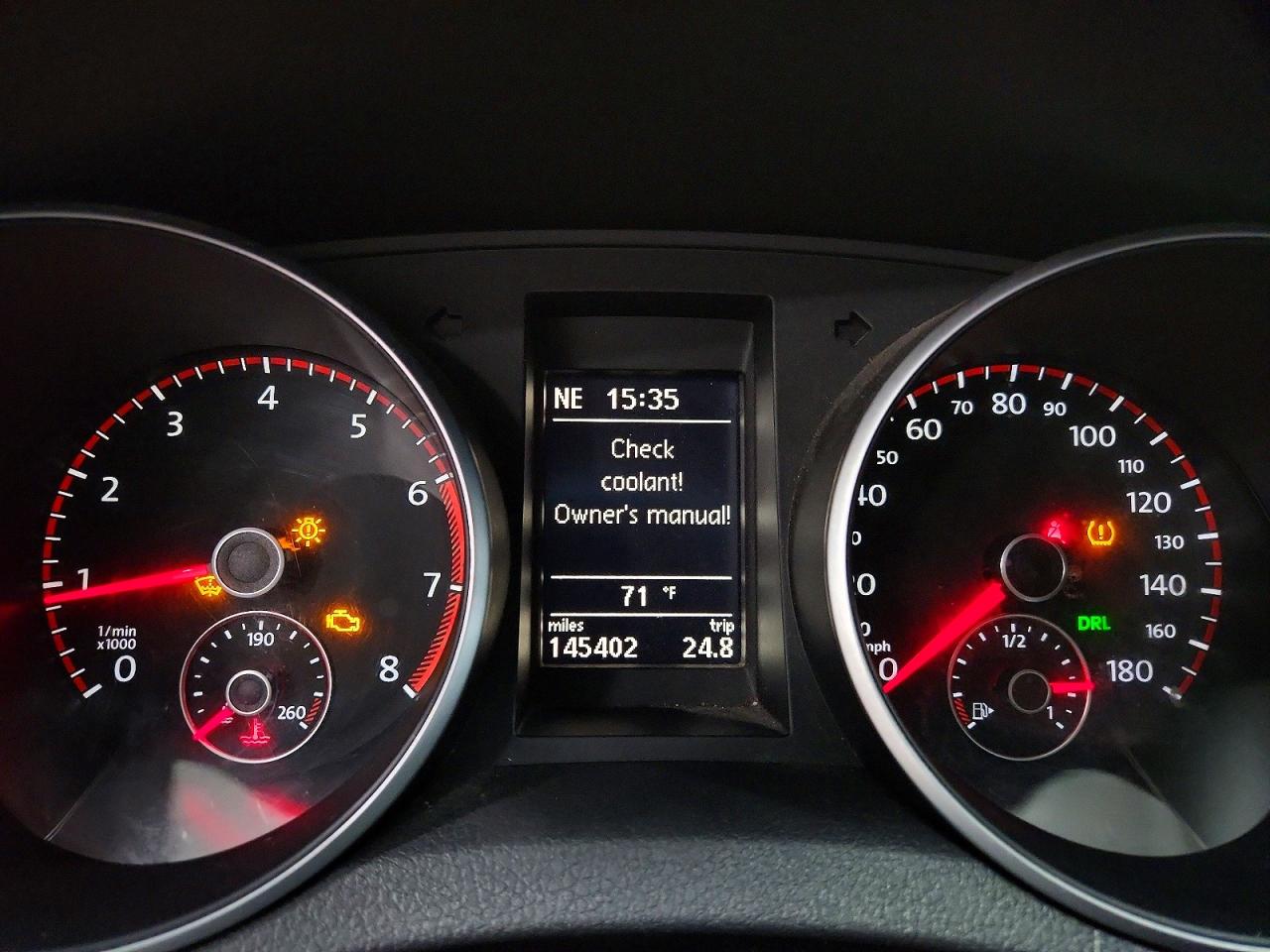 2012 VOLKSWAGEN GTI photo 9