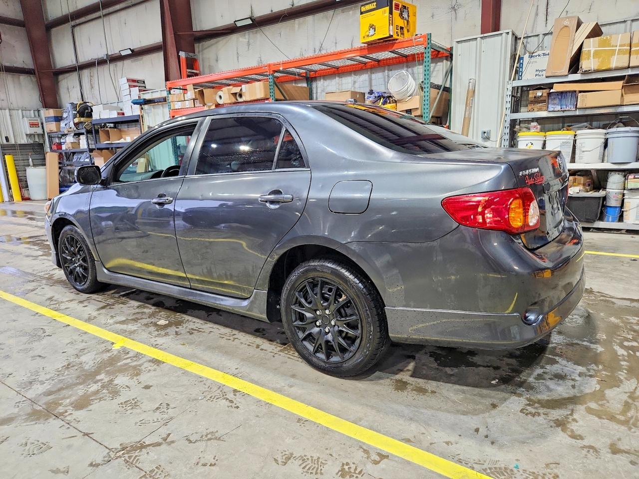 2009 TOYOTA COROLLA S photo 3