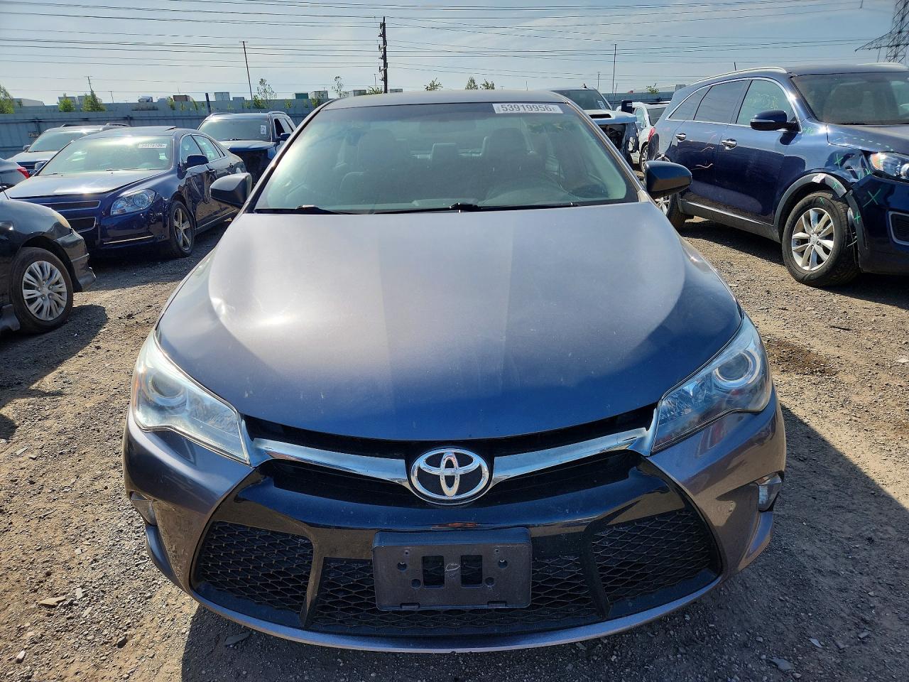 2017 TOYOTA CAMRY SE photo 13