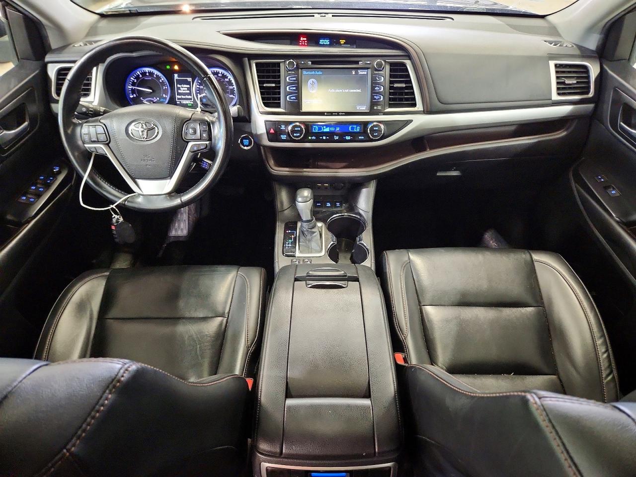 2019 TOYOTA HIGHLANDER XLE photo 15