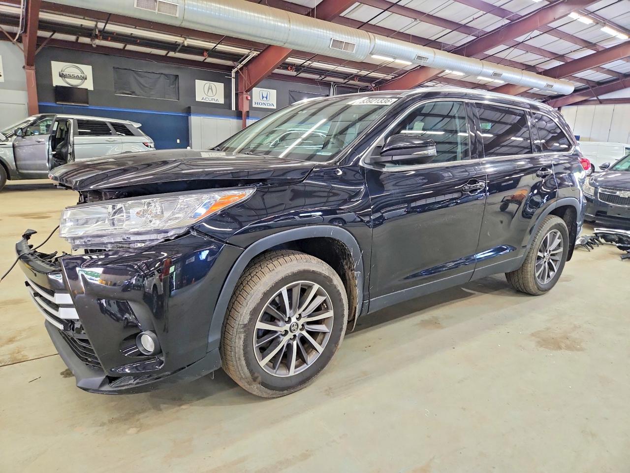 2019 TOYOTA HIGHLANDER
