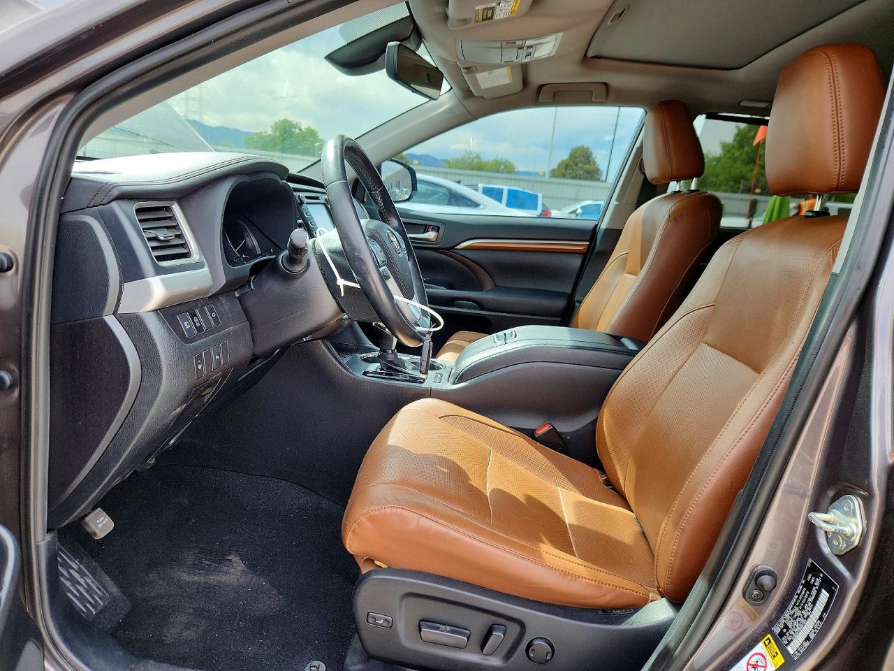 2019 TOYOTA HIGHLANDER LIMITED photo 19