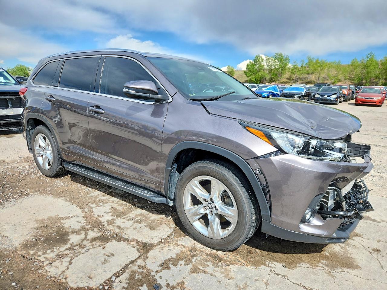 2019 TOYOTA HIGHLANDER LIMITED photo 10