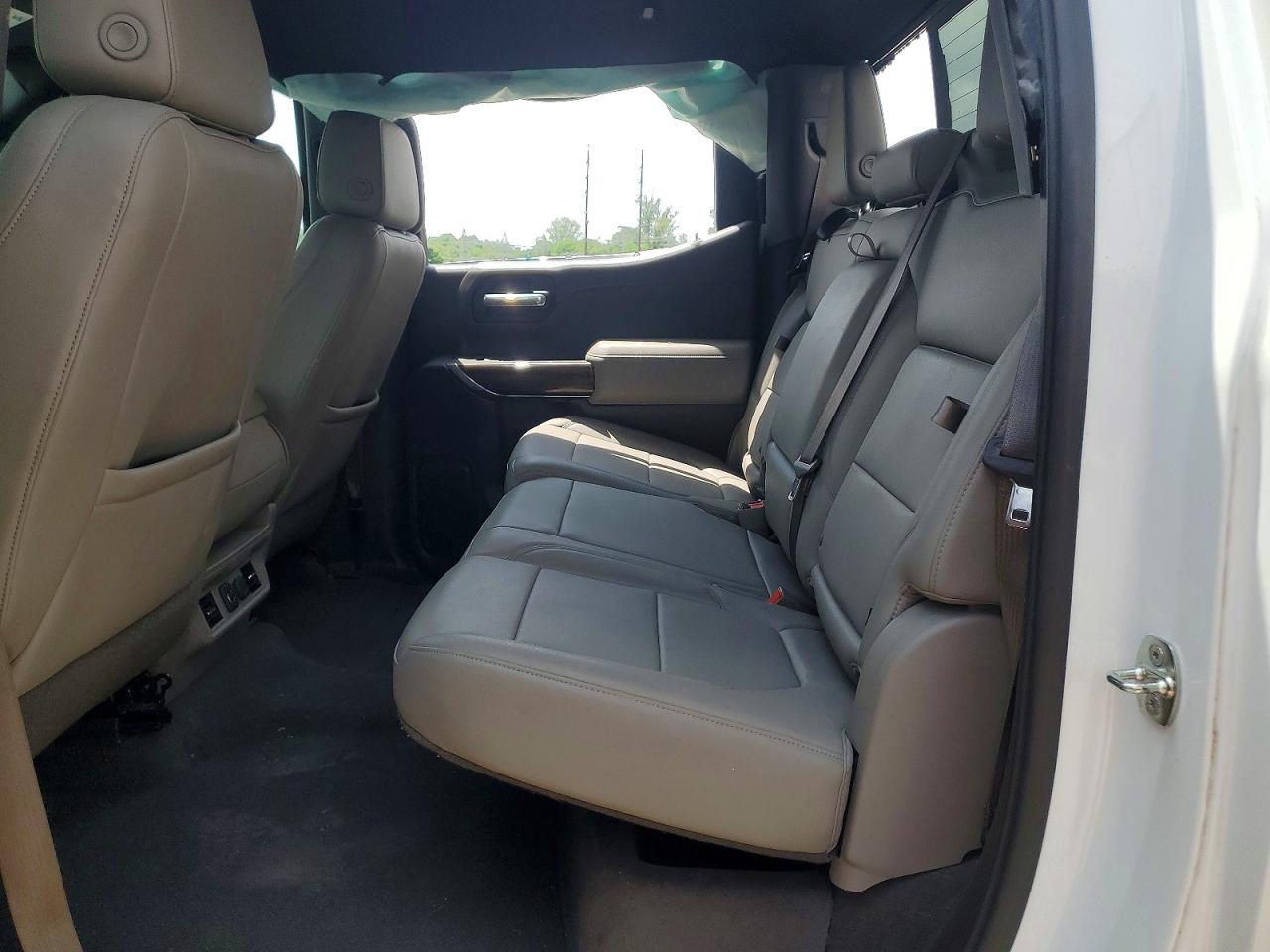 2021 CHEVROLET SILVERADO K1500 LT photo 19