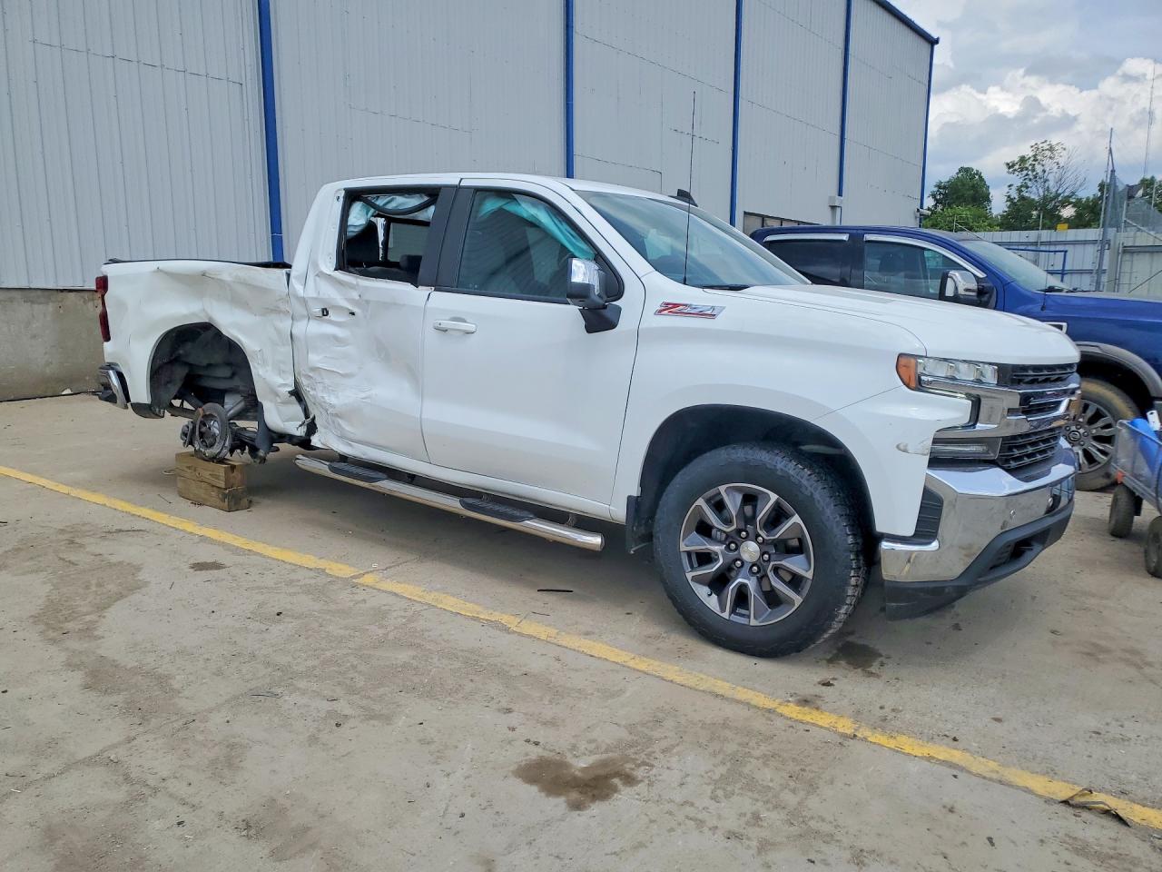 2021 CHEVROLET SILVERADO K1500 LT photo 7
