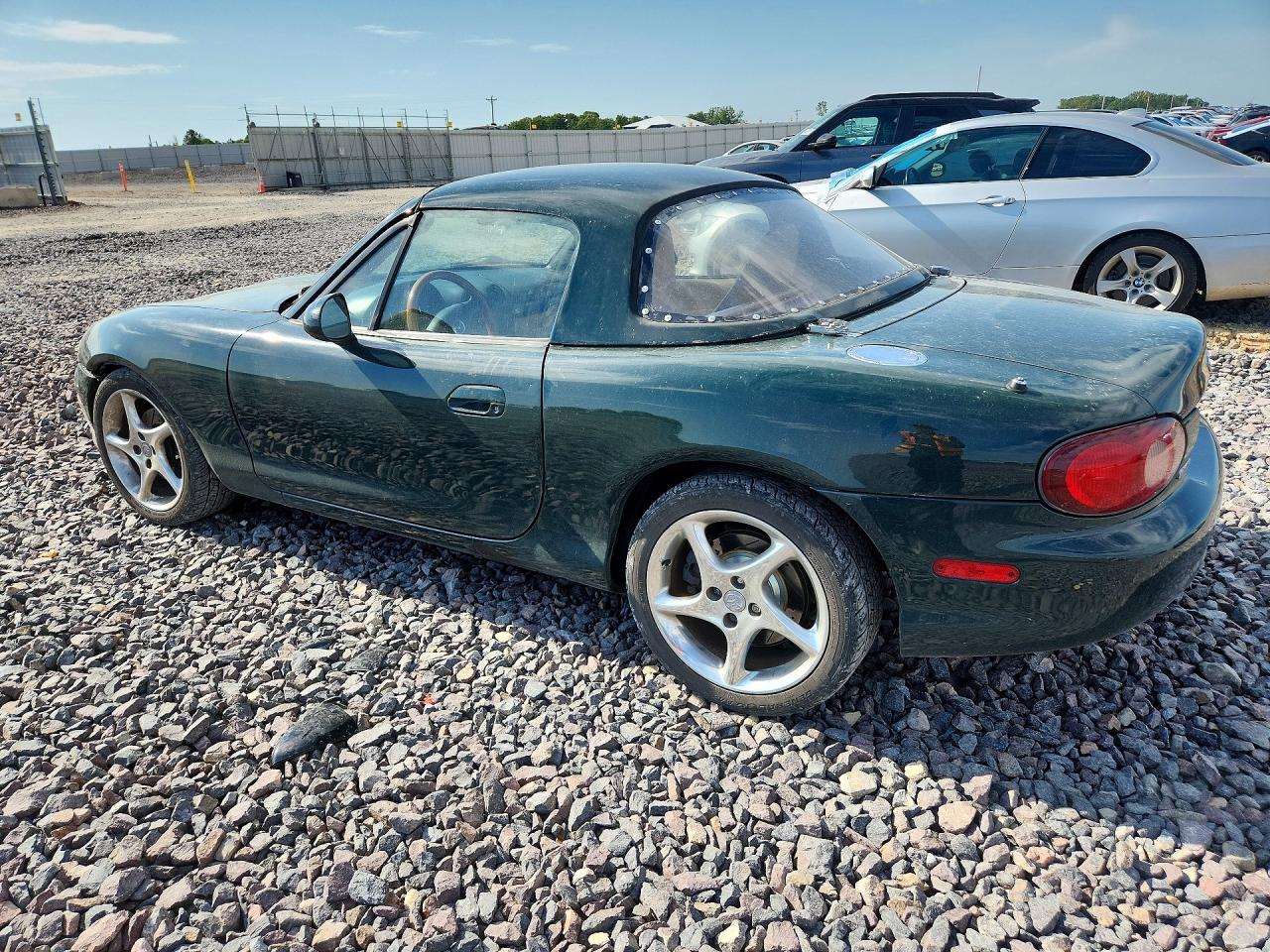 2001 MAZDA MX-5 MIATA BASE photo 3