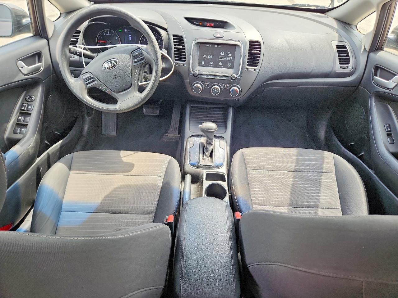 2018 KIA FORTE LX photo 15
