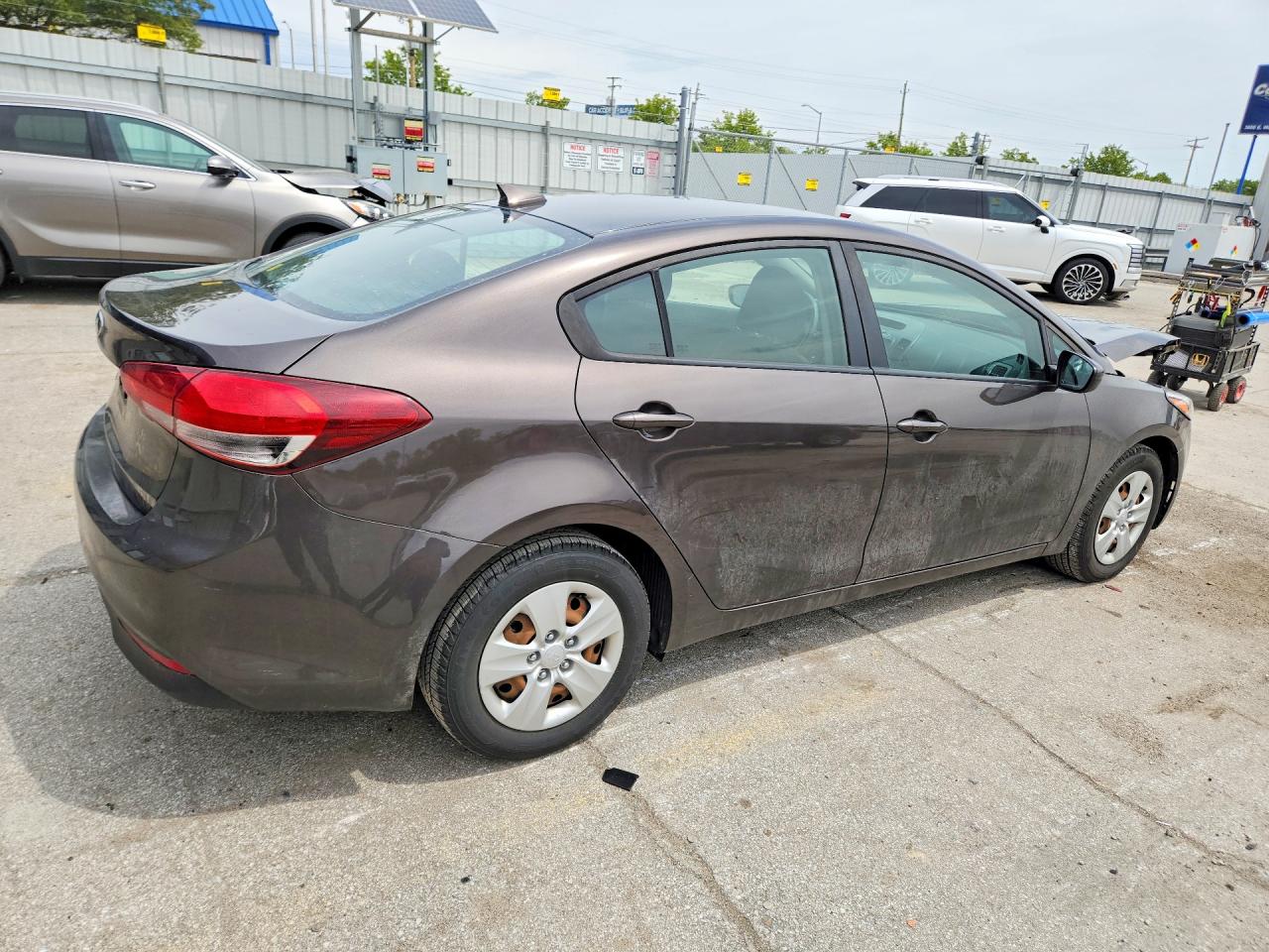 2018 KIA FORTE LX photo 5