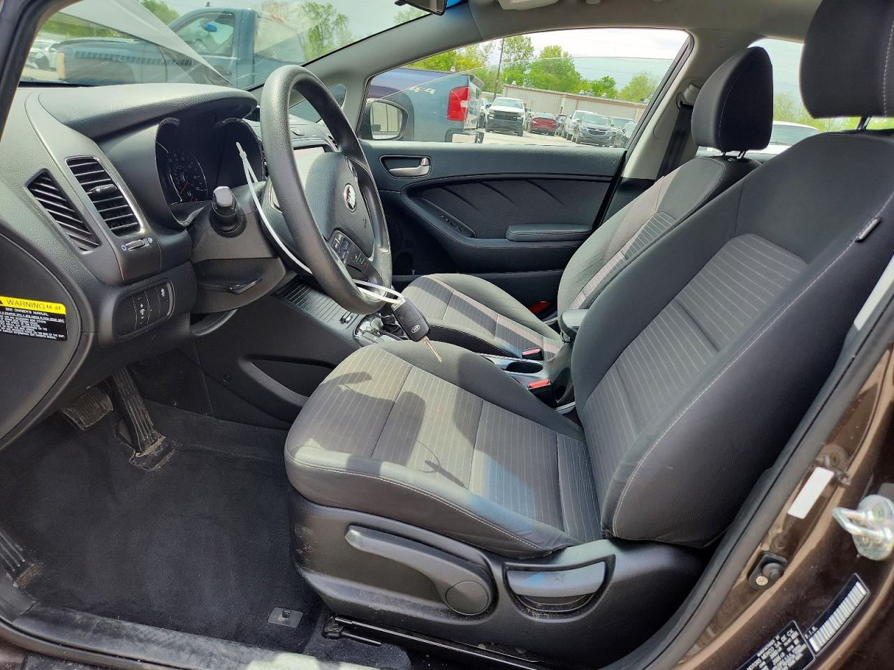 2018 KIA FORTE LX photo 13