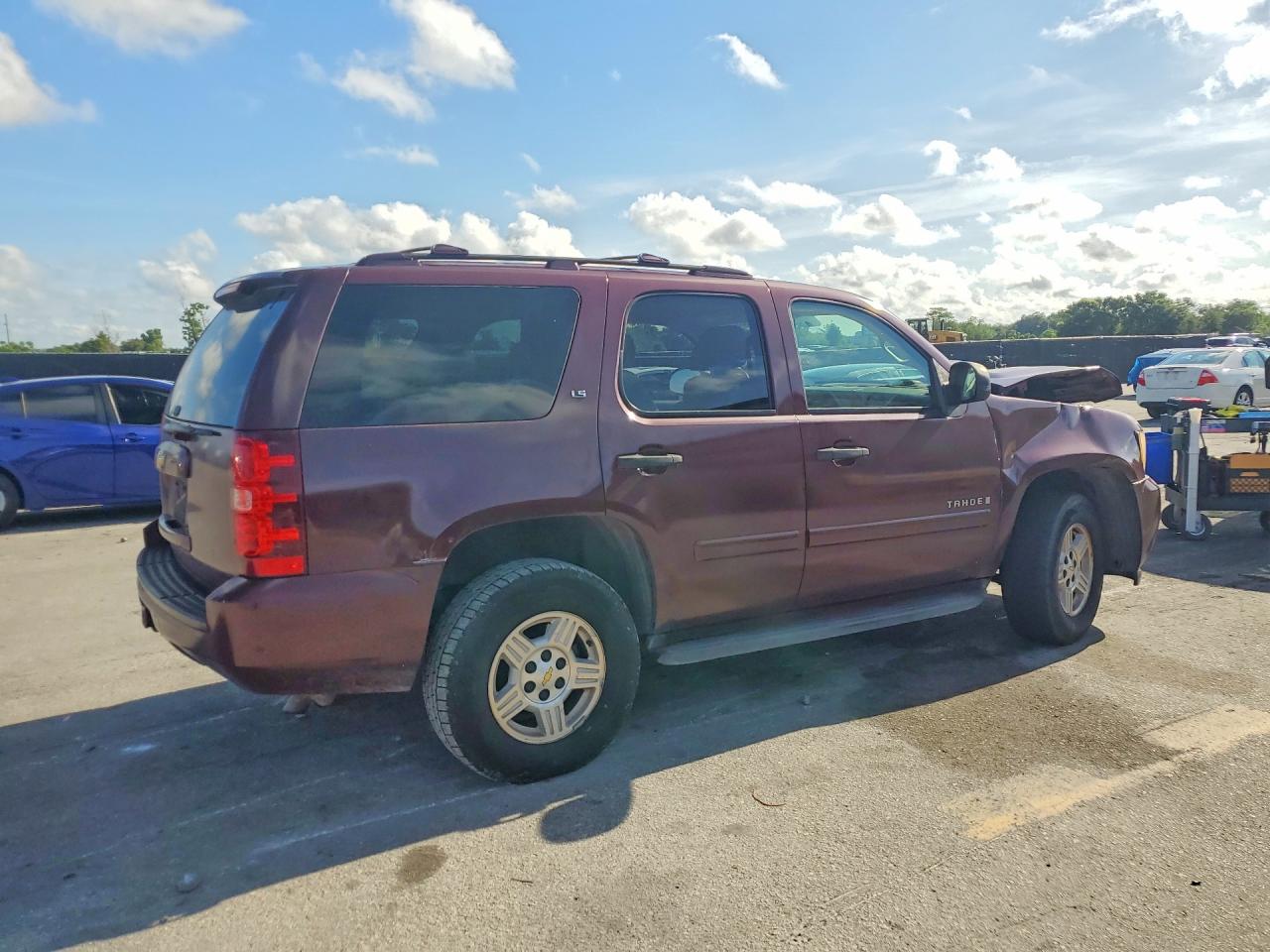 2008 CHEVROLET TAHOE C1500 photo 3