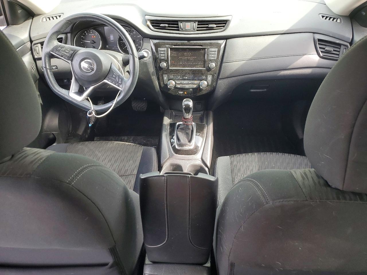 2018 NISSAN ROGUE SV photo 22