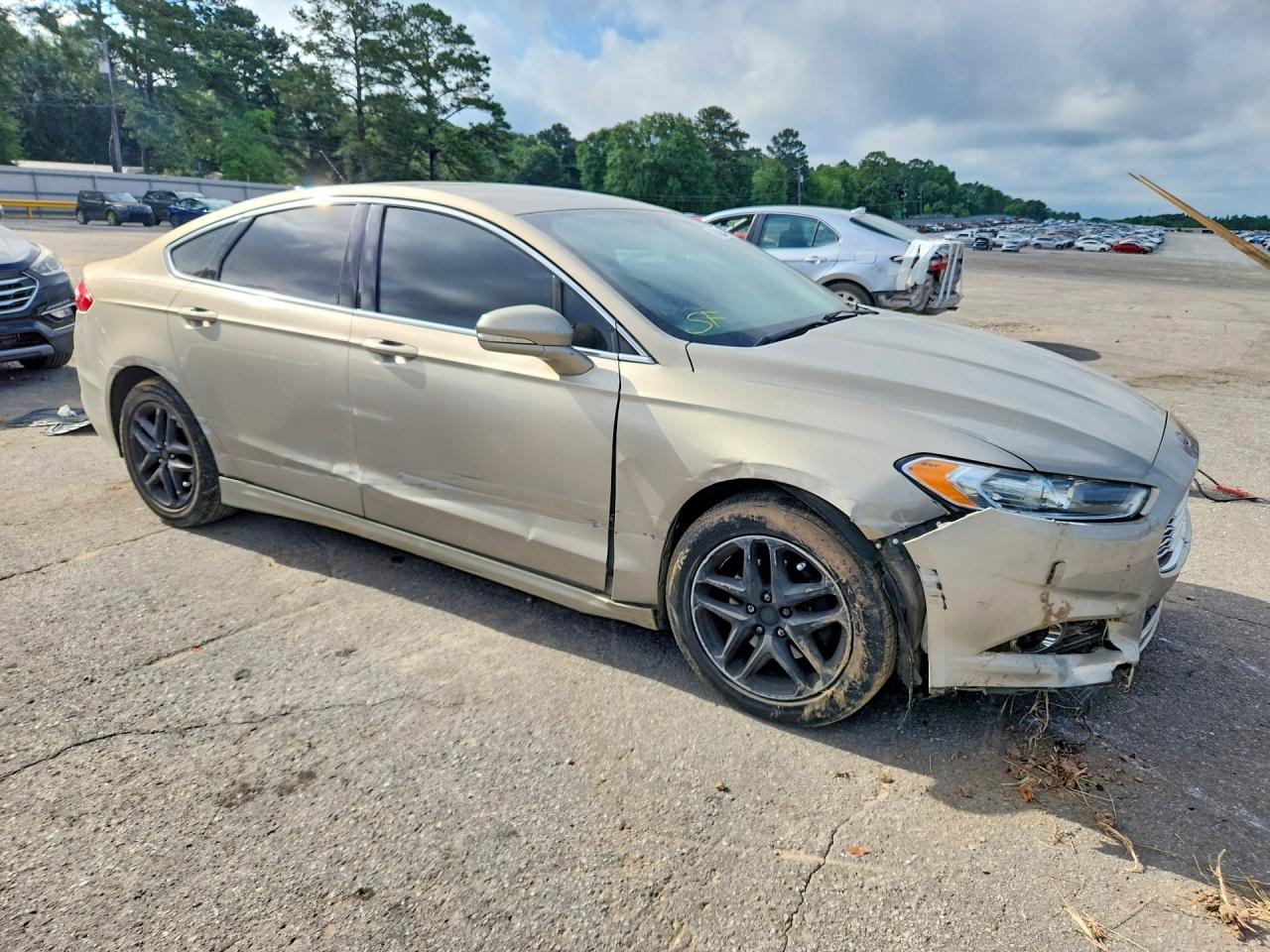 2016 FORD FUSION SE photo 10