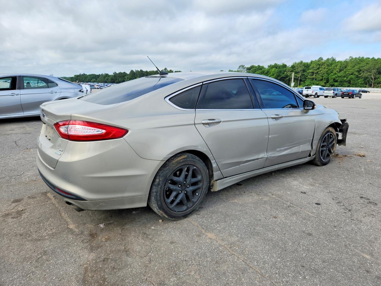 2016 FORD FUSION SE photo 7
