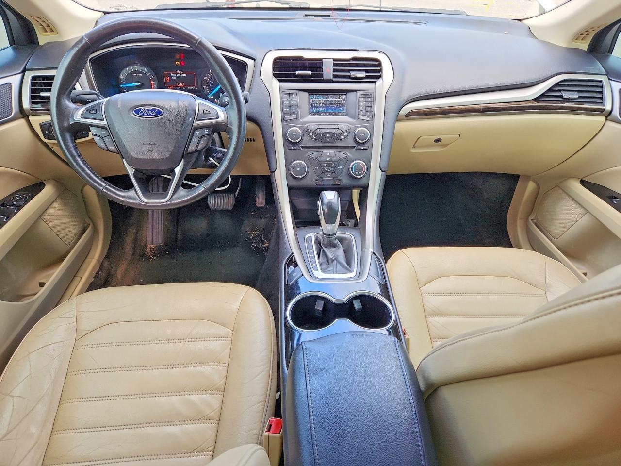 2016 FORD FUSION SE photo 22