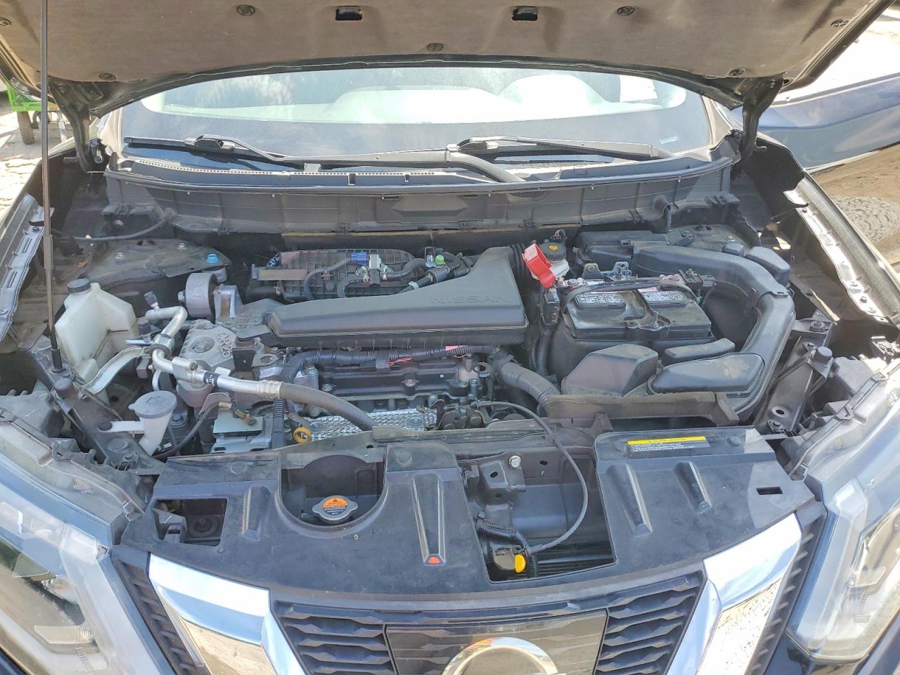 2017 NISSAN ROGUE SV photo 34