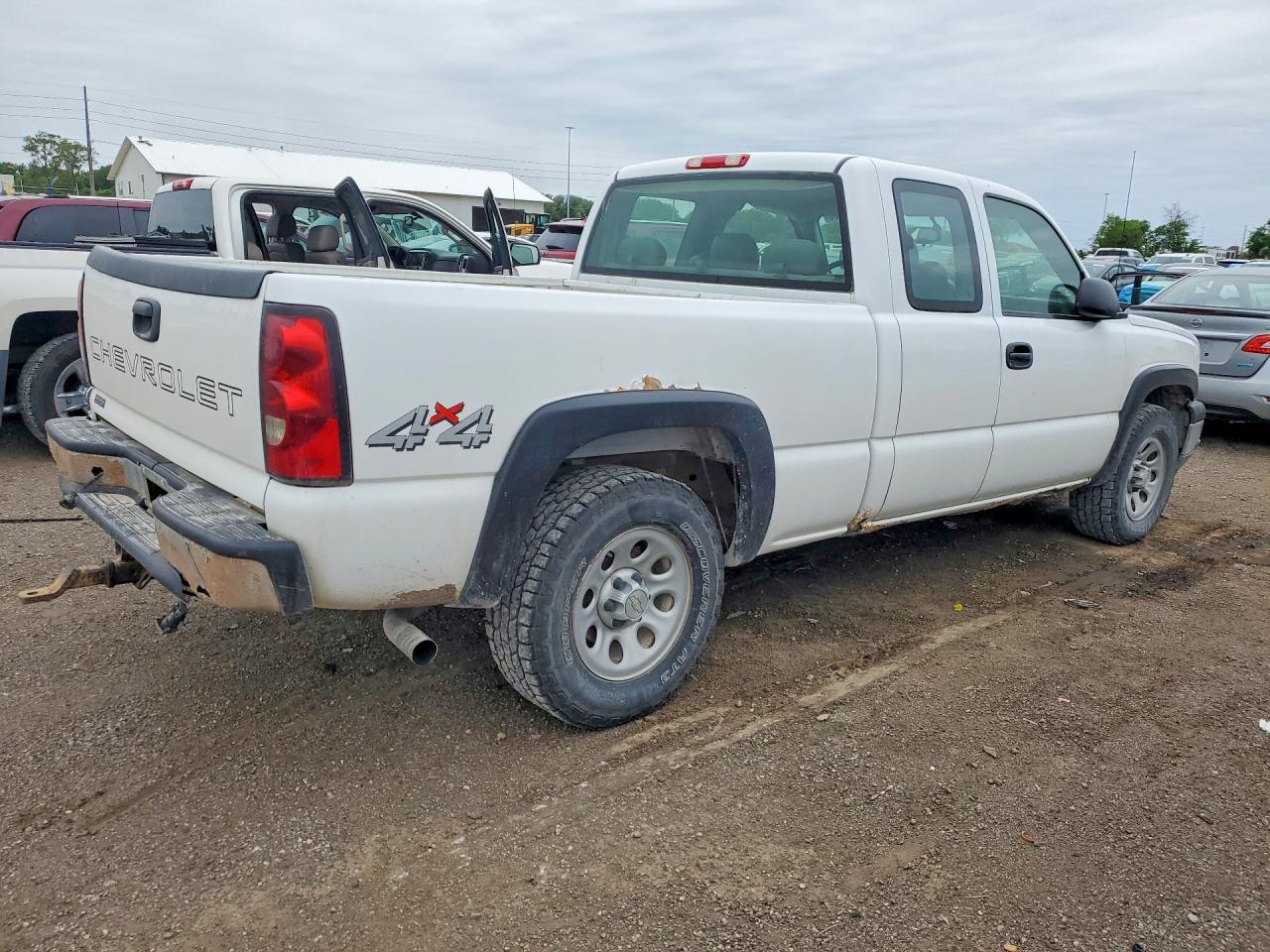 2005 CHEVROLET SILVERADO K1500 photo 7