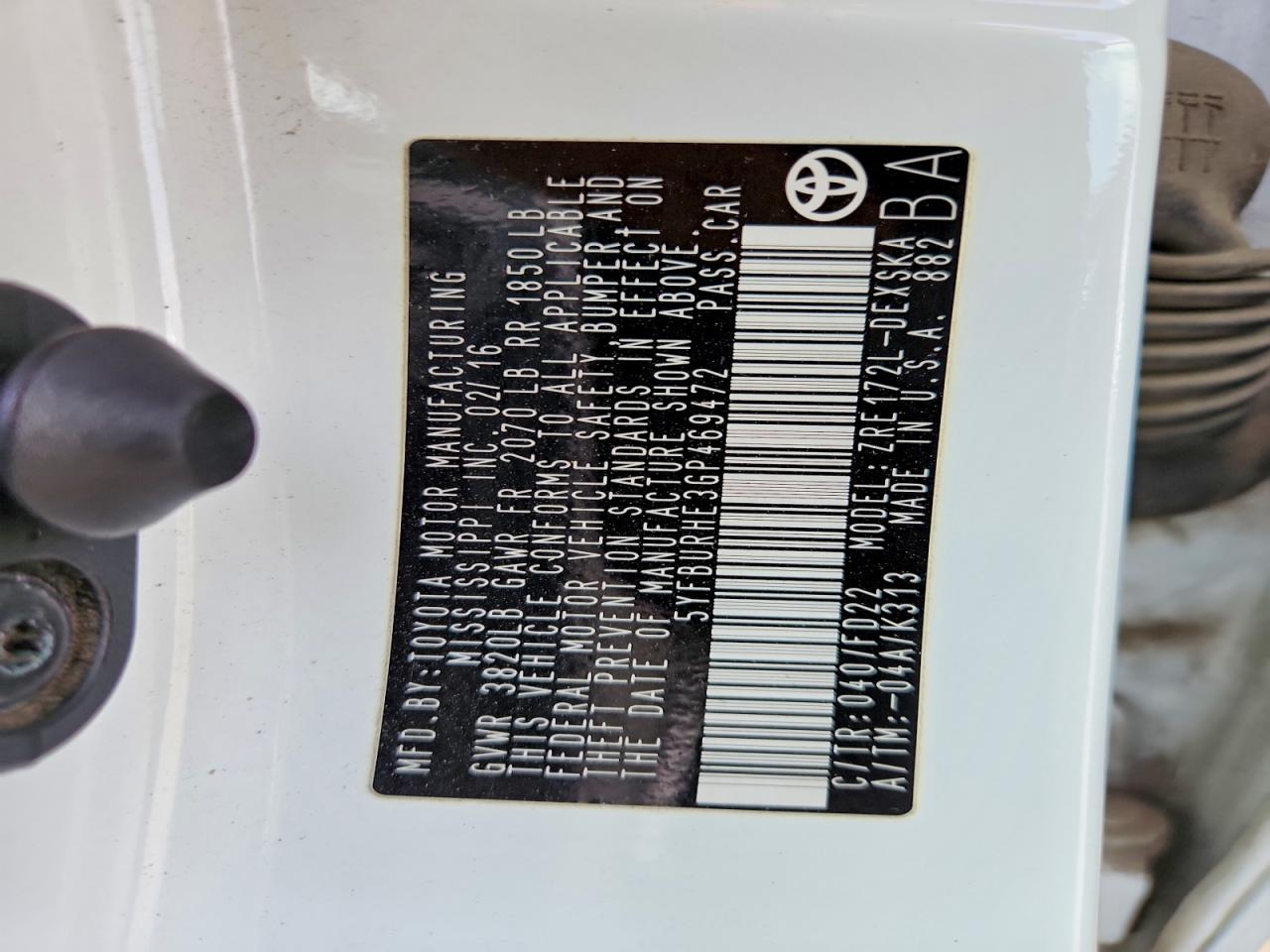2016 TOYOTA COROLLA S PLUS photo 14