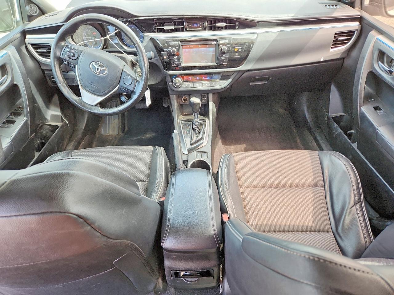2016 TOYOTA COROLLA S PLUS photo 9