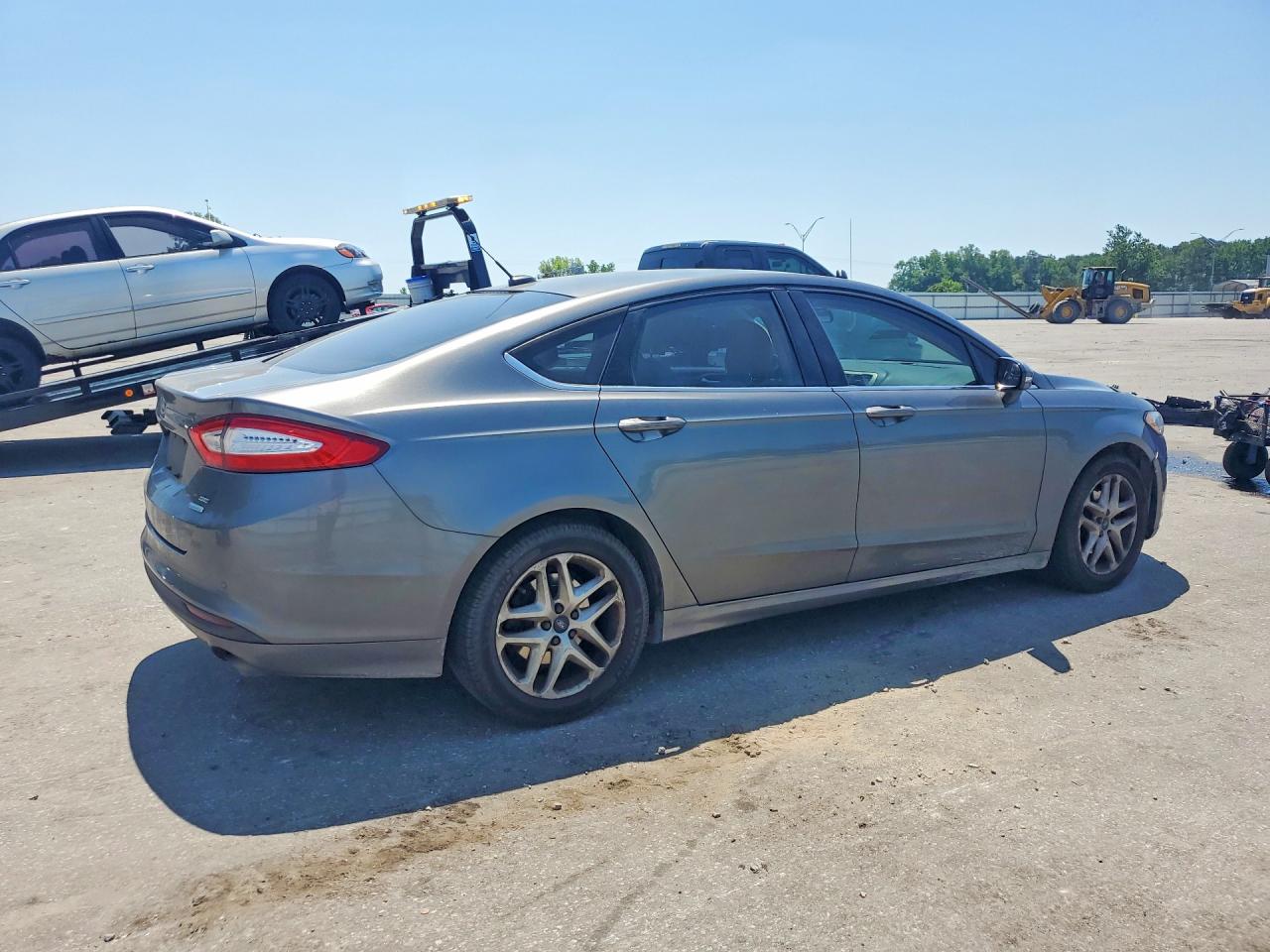 2014 FORD FUSION SE photo 7