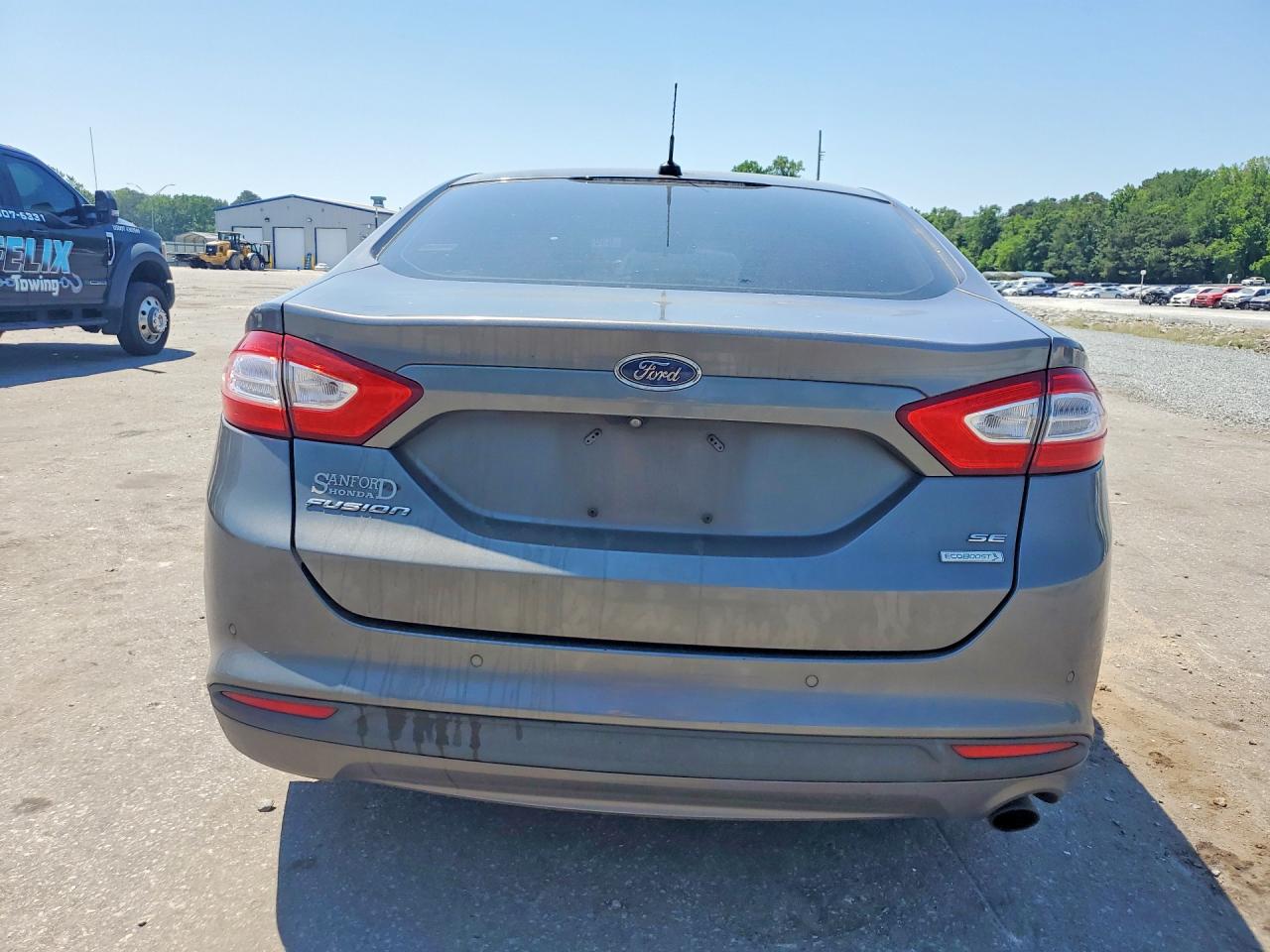 2014 FORD FUSION SE photo 16