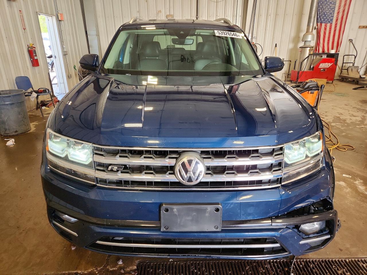 2018 VOLKSWAGEN ATLAS SE photo 9