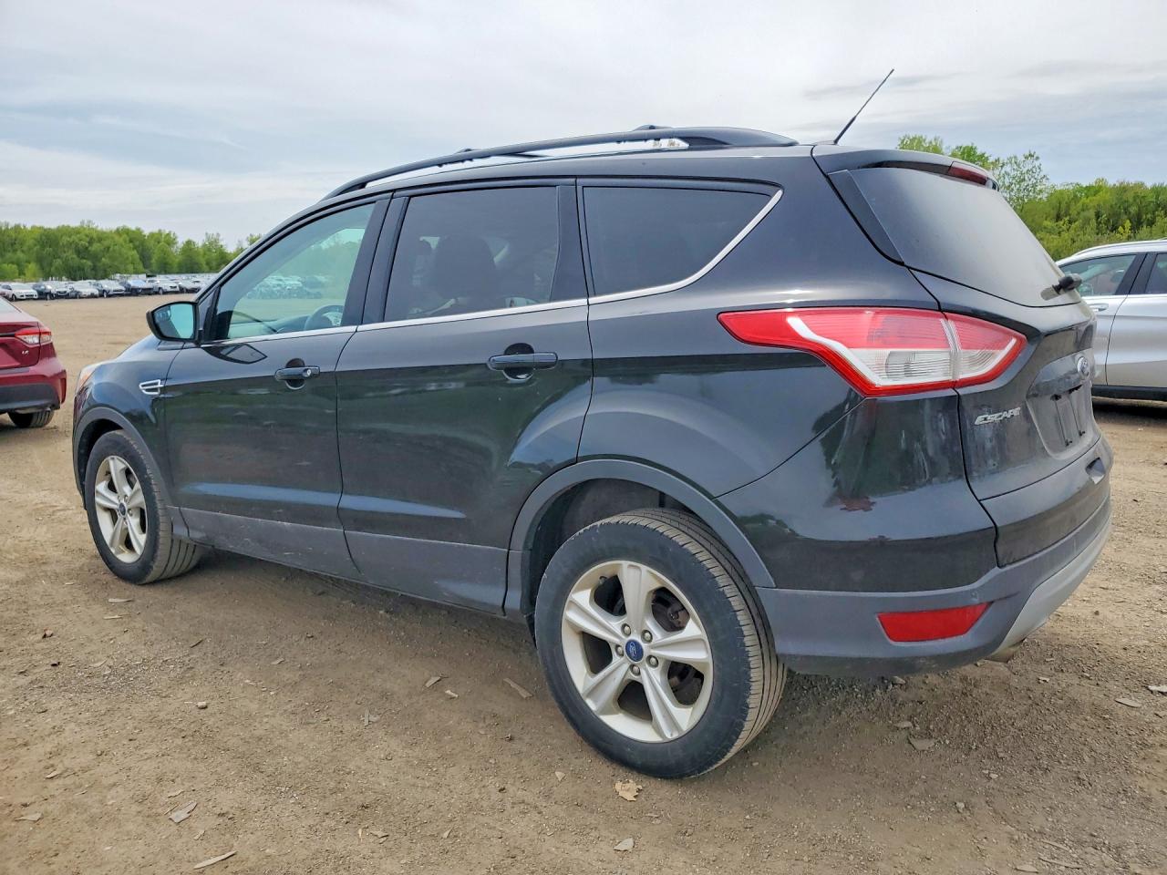 2014 FORD ESCAPE SE photo 4