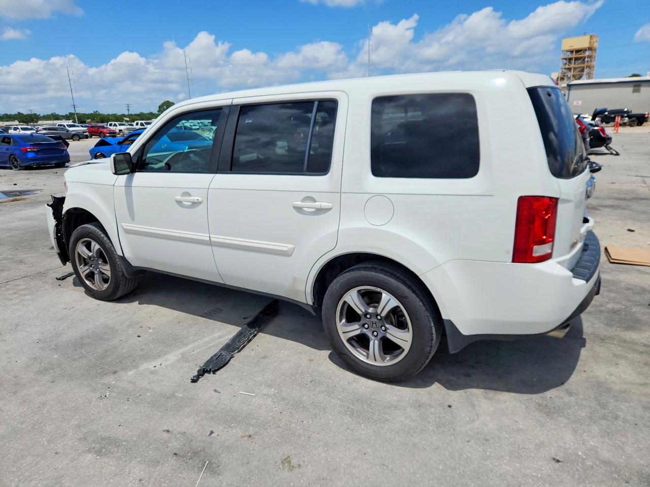 2015 HONDA PILOT SE photo 2