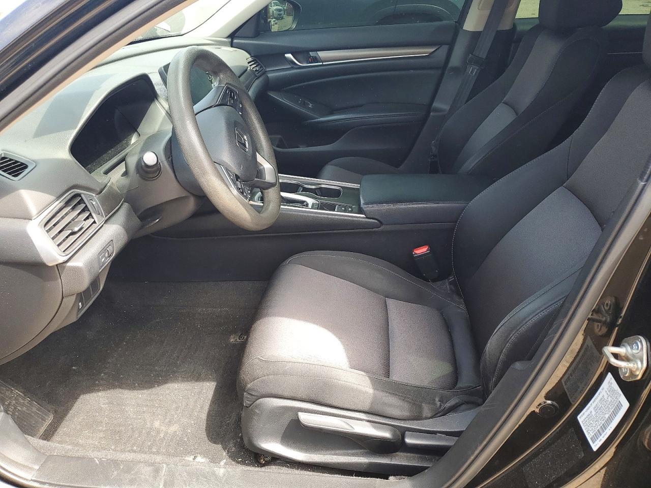 2018 HONDA ACCORD LX photo 13