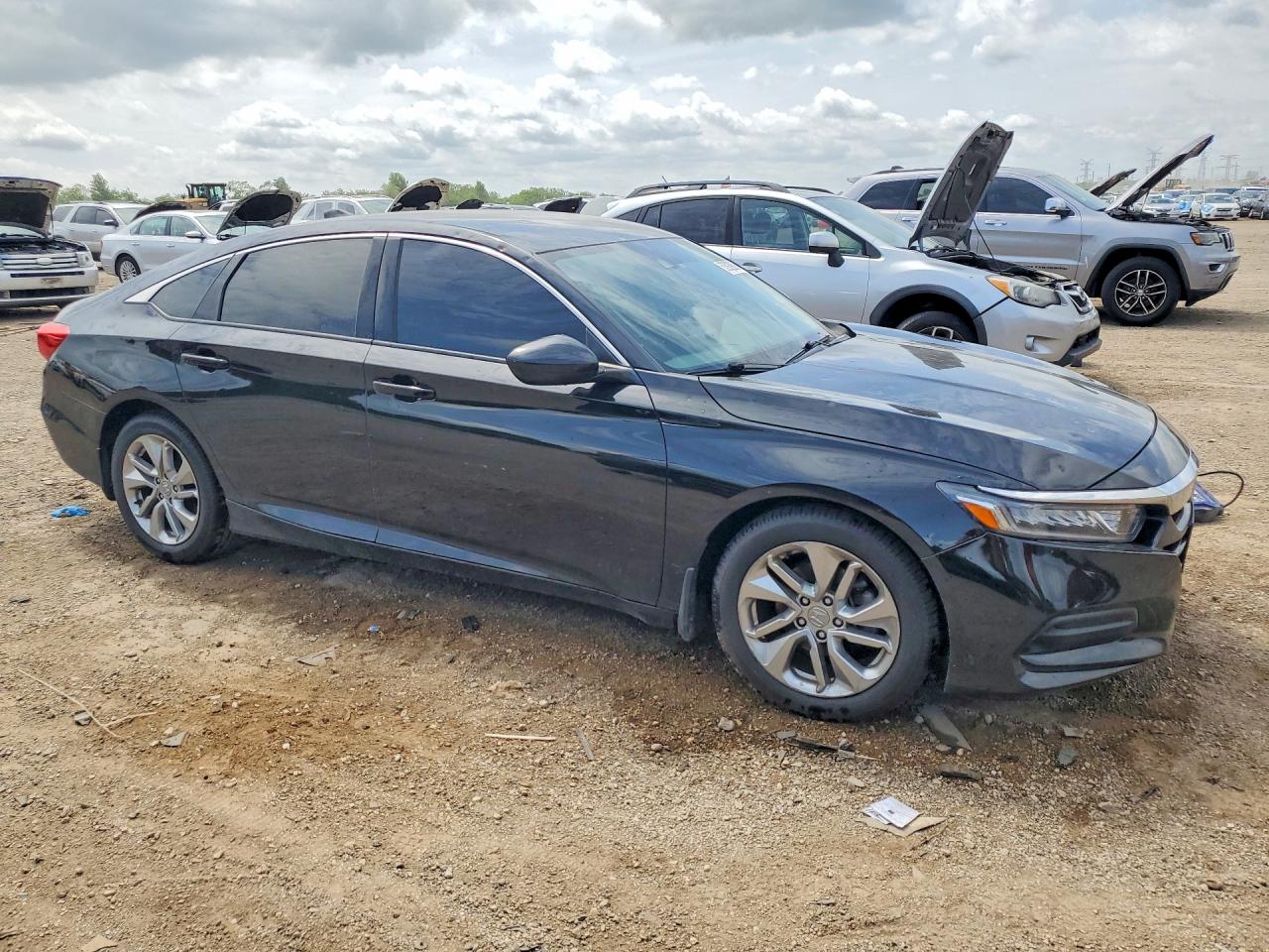2018 HONDA ACCORD LX photo 7