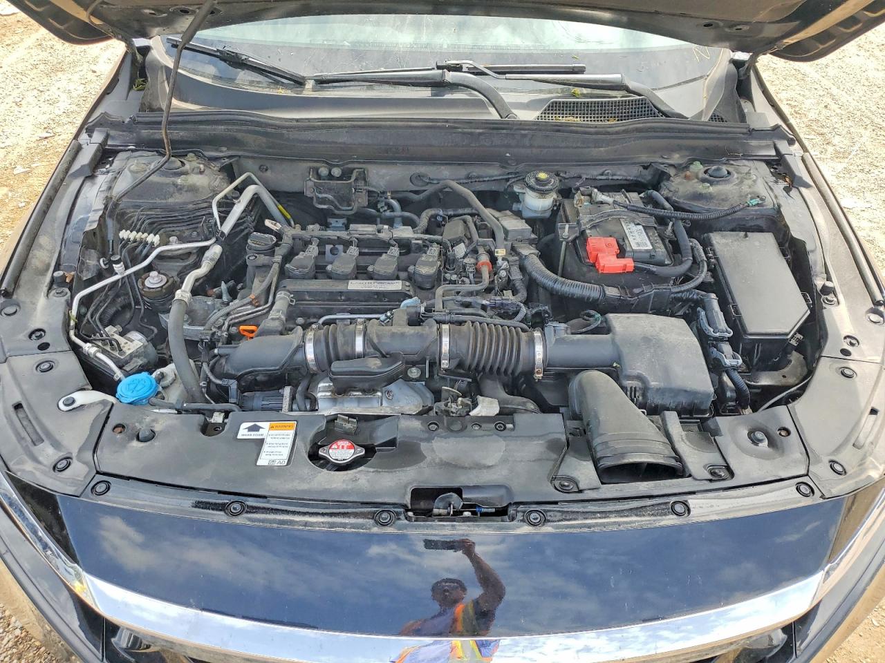 2018 HONDA ACCORD LX photo 21