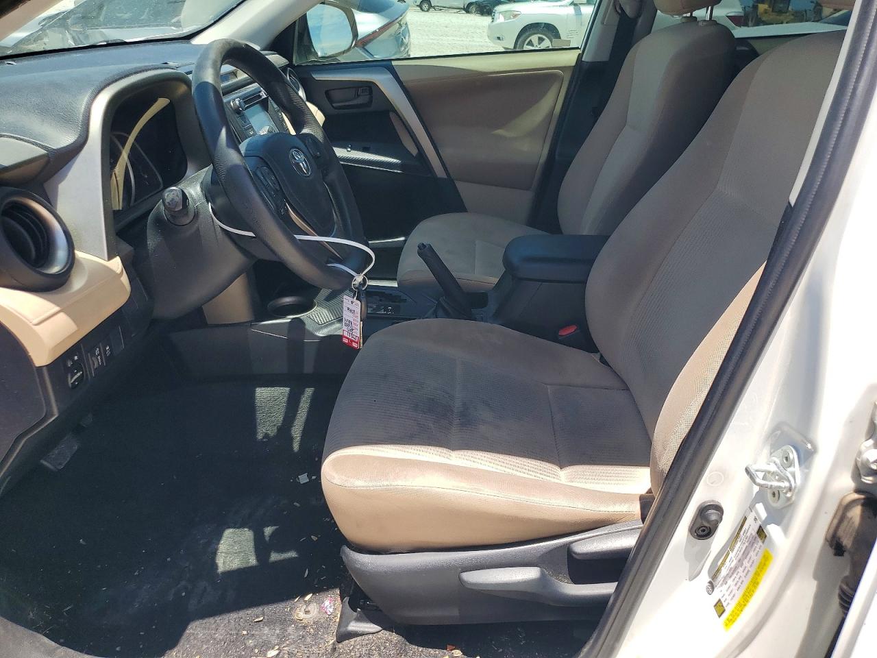 2013 TOYOTA RAV4 LE photo 13