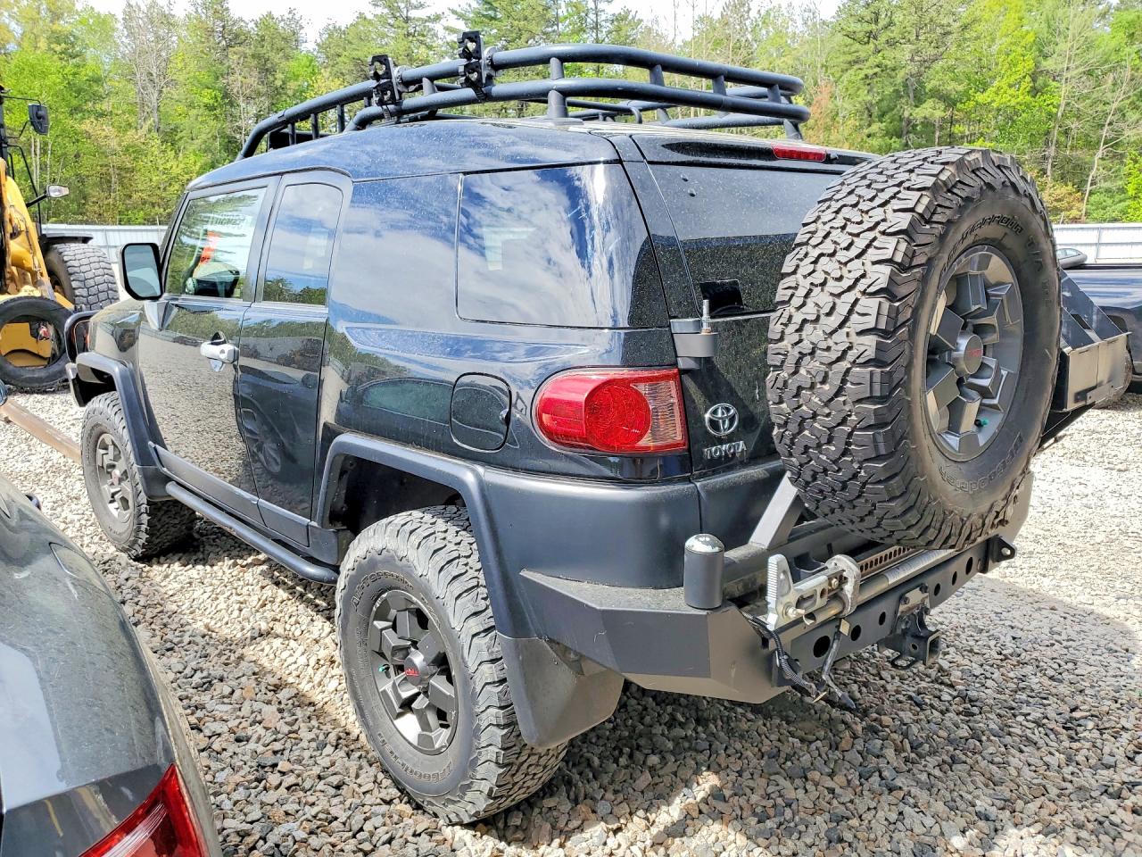 2007 TOYOTA FJ CRUISER BASE photo 3