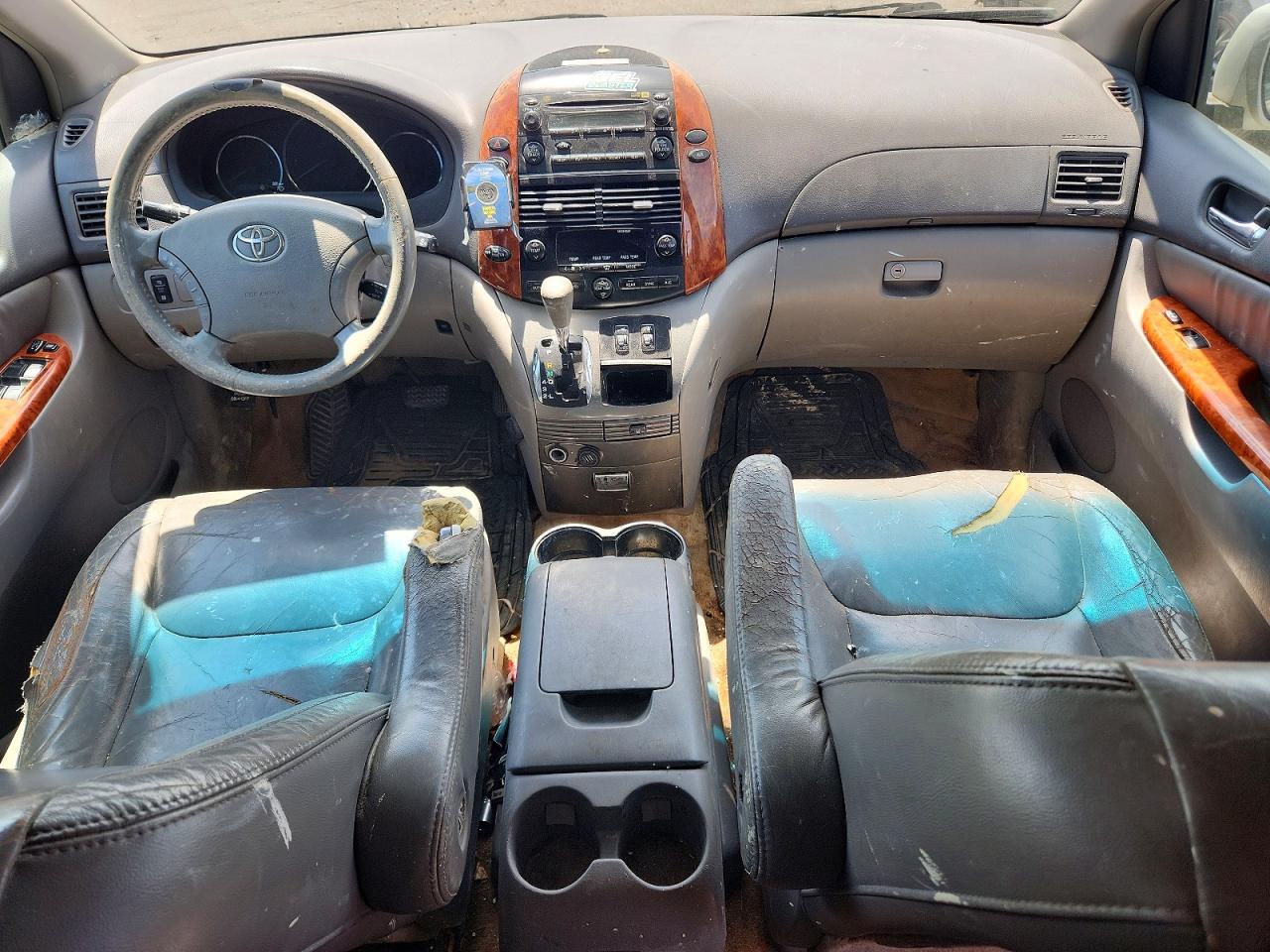 2006 TOYOTA SIENNA photo 15