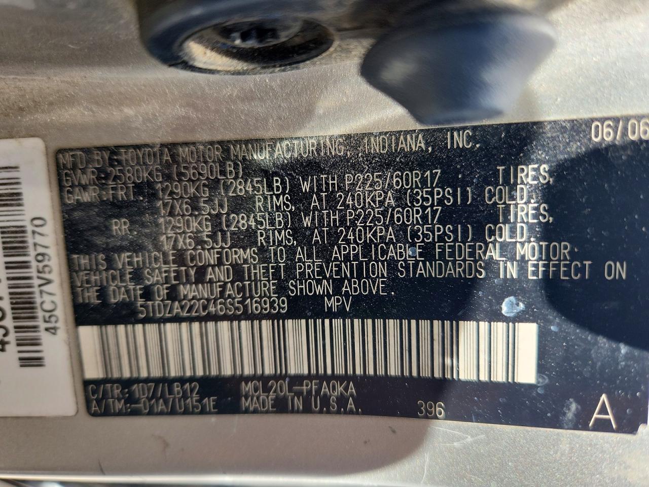 2006 TOYOTA SIENNA photo 25