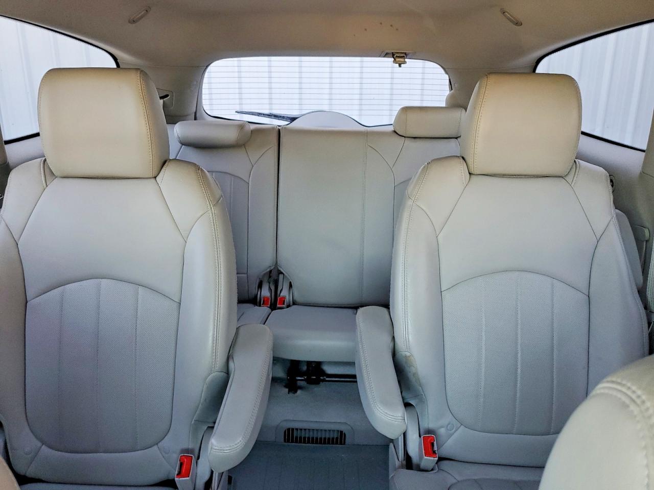 2011 BUICK ENCLAVE CXL photo 10