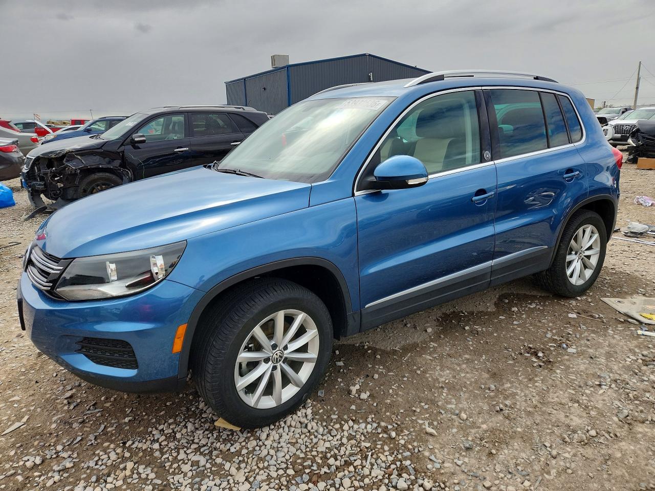 2017 VOLKSWAGEN TIGUAN