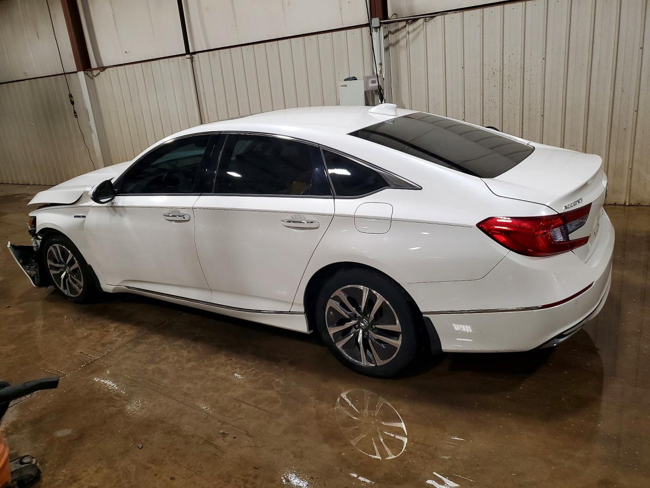 2020 HONDA ACCORD TOURING HYBRID photo 3