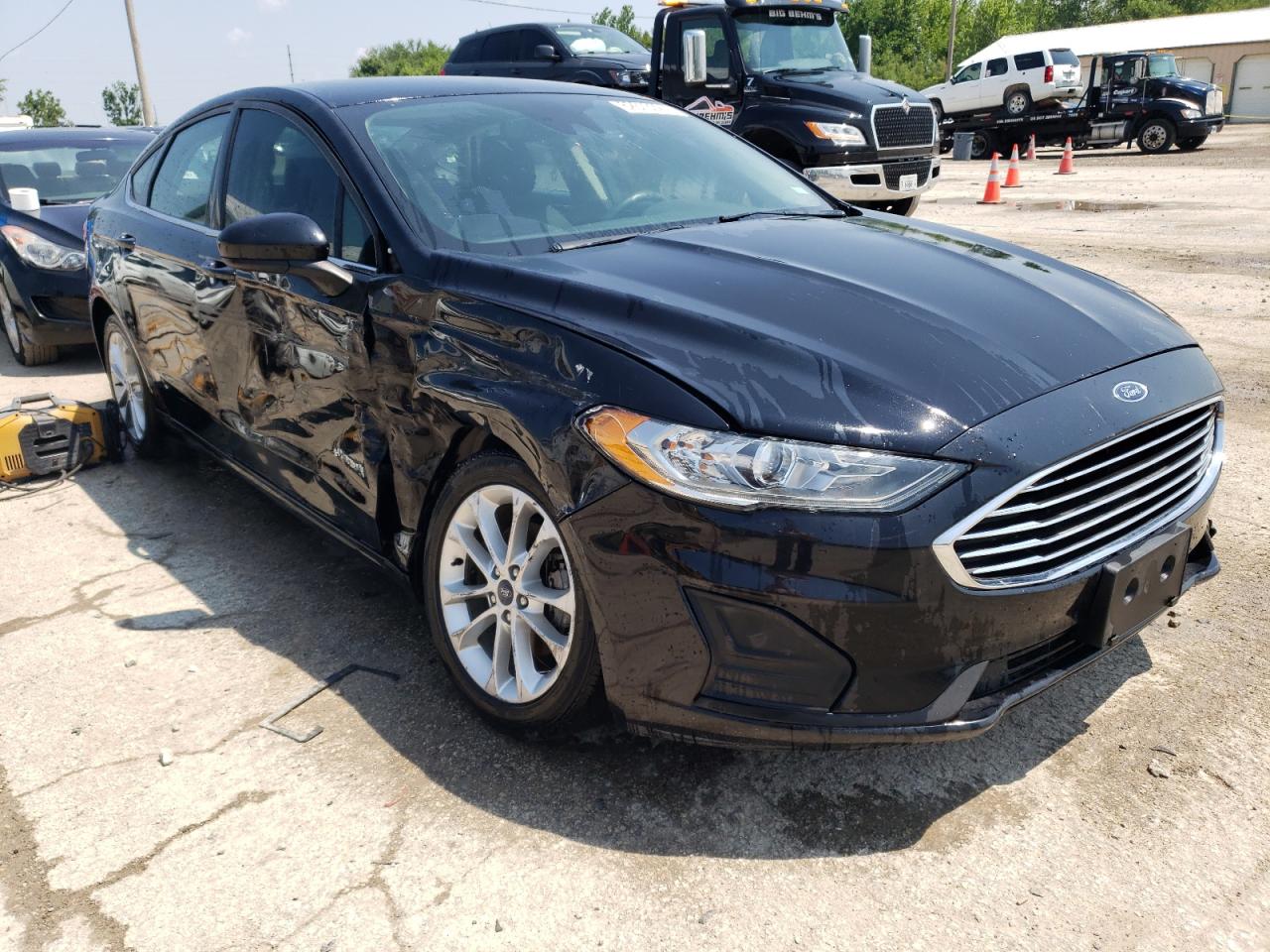 2019 FORD FUSION SE photo 4