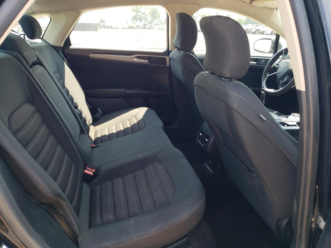 2019 FORD FUSION SE photo 10
