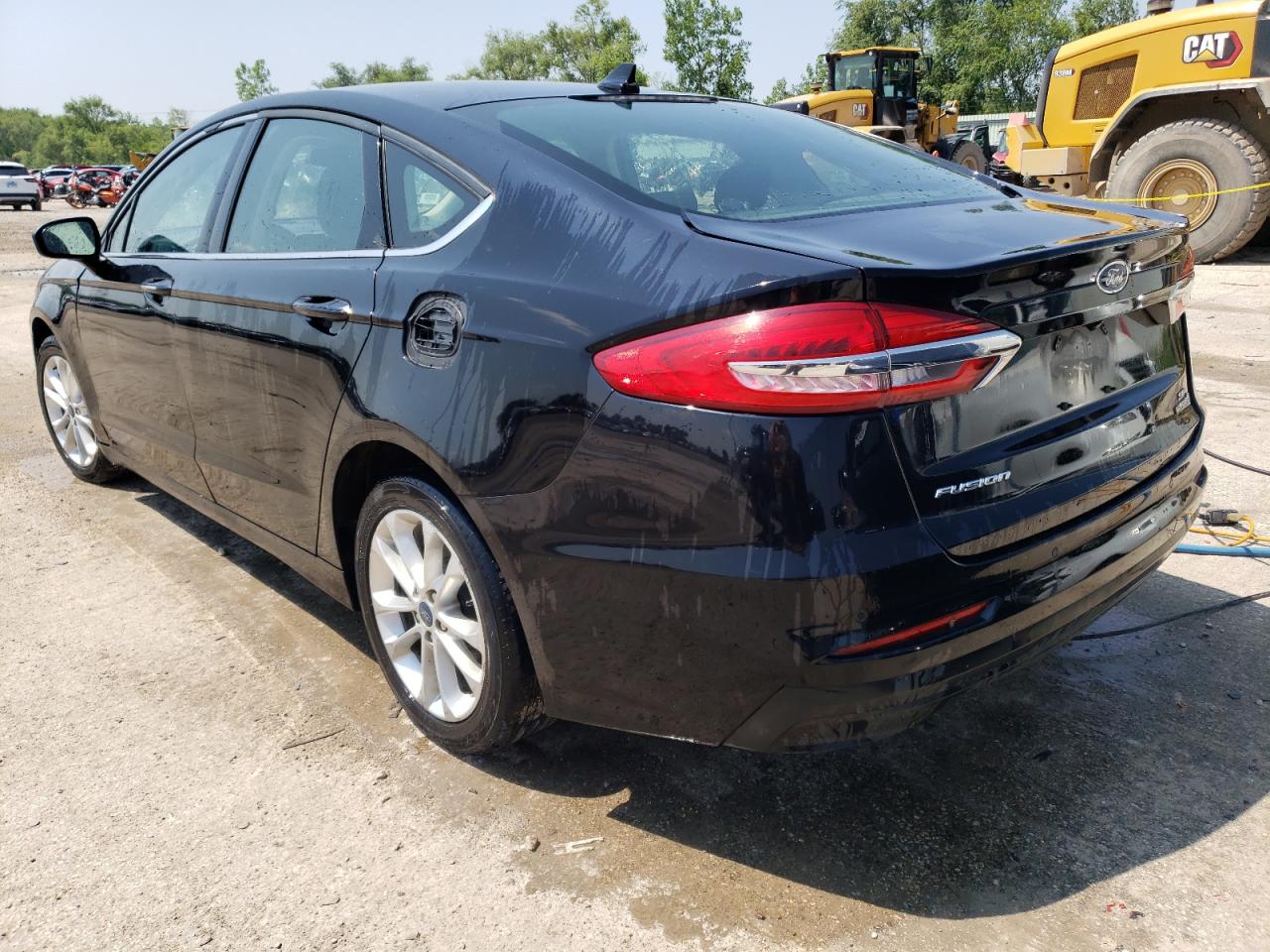 2019 FORD FUSION SE photo 2
