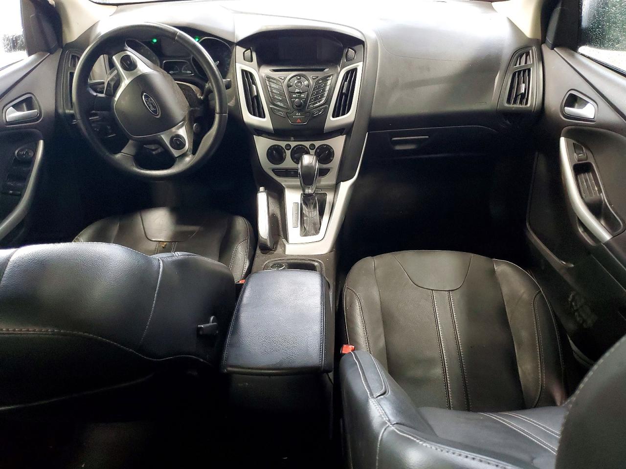 2013 FORD FOCUS SE photo 15